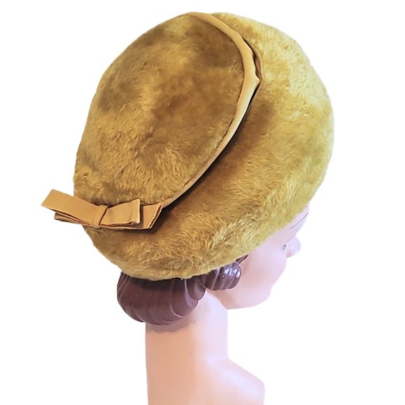1960s Mod Vintage Gold Large Round Felt Bubble Style Designer Hat By Adolfo - Picture 3 of 7